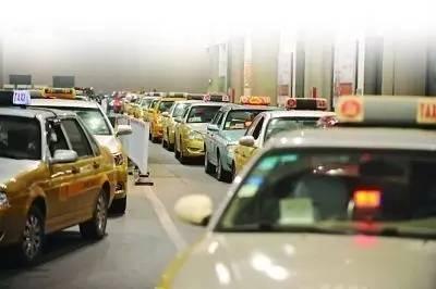 南京出租車運價改革方案聽證 全天候全程雙計費將如何影響市民出行？